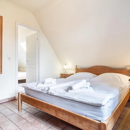 Ferienhaussiedlung Strandperlen Buchenhof 1c Holiday home Wustrow (Fischland)